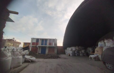 ALMACÉN EN VENTA EN RÍO SECO