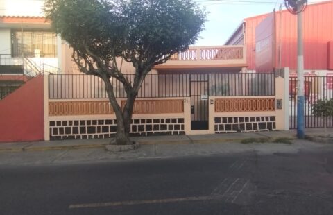 VENTA DE CASA COMO TERRENO – YANAHUARA