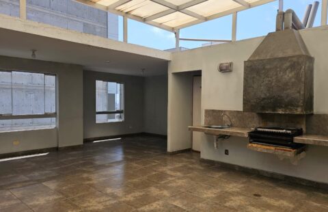 Ocasión en Breña: Departamento 2 Dormitorios con Gimnasio y Parrilla