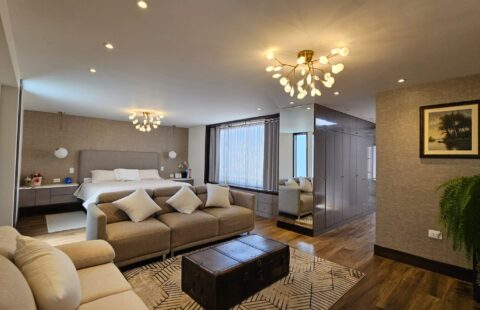 VENTA DE EXCLUSIVA CASA EN URB PRIVADA DE SACHACA