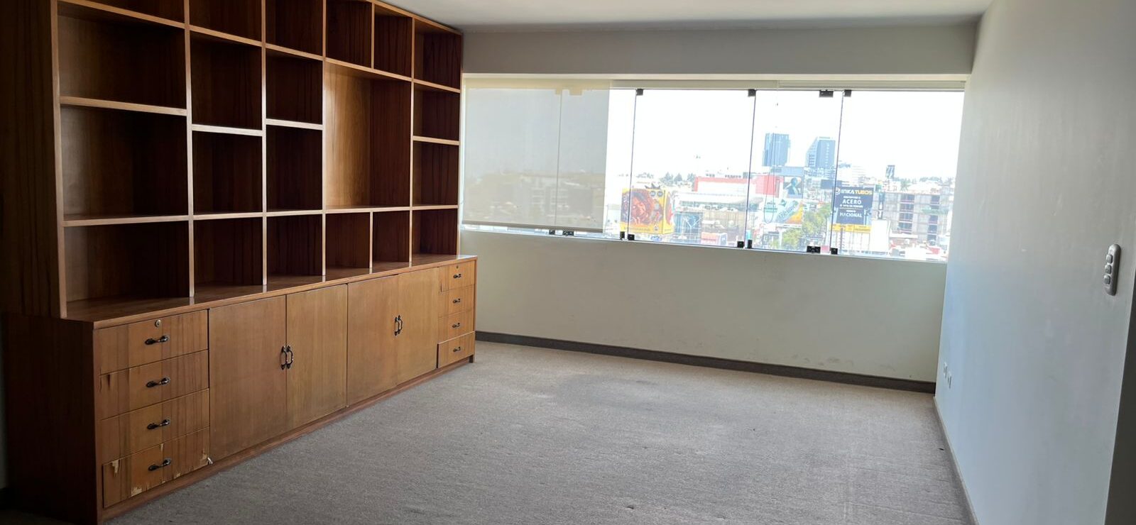 Alquiler de oficina en la Av. Ejército